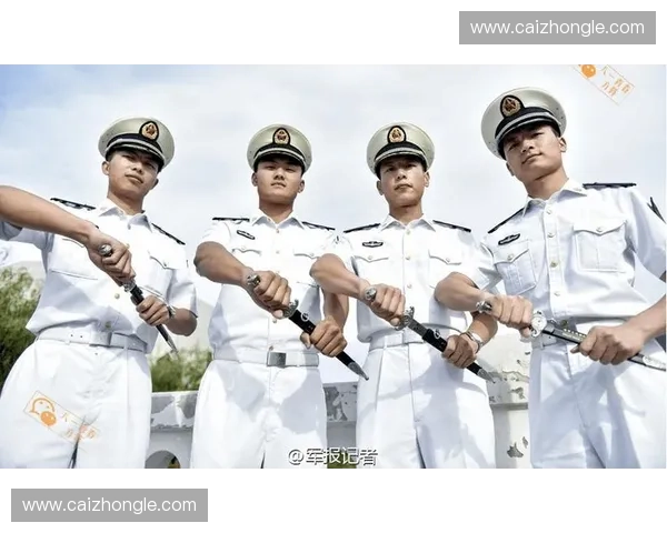 海军英雄的荣耀与使命：从浴火重生到捍卫海疆的传奇历程